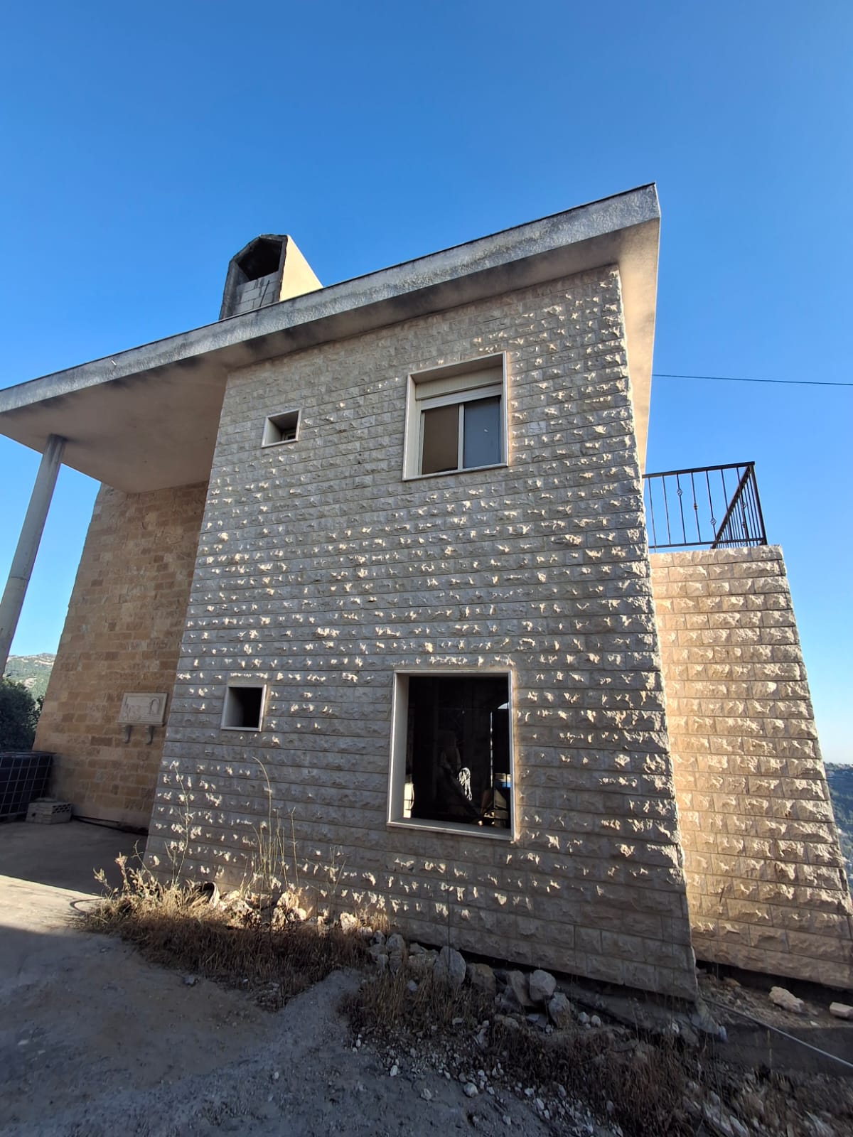 Villa for Sale – Ghbeleh